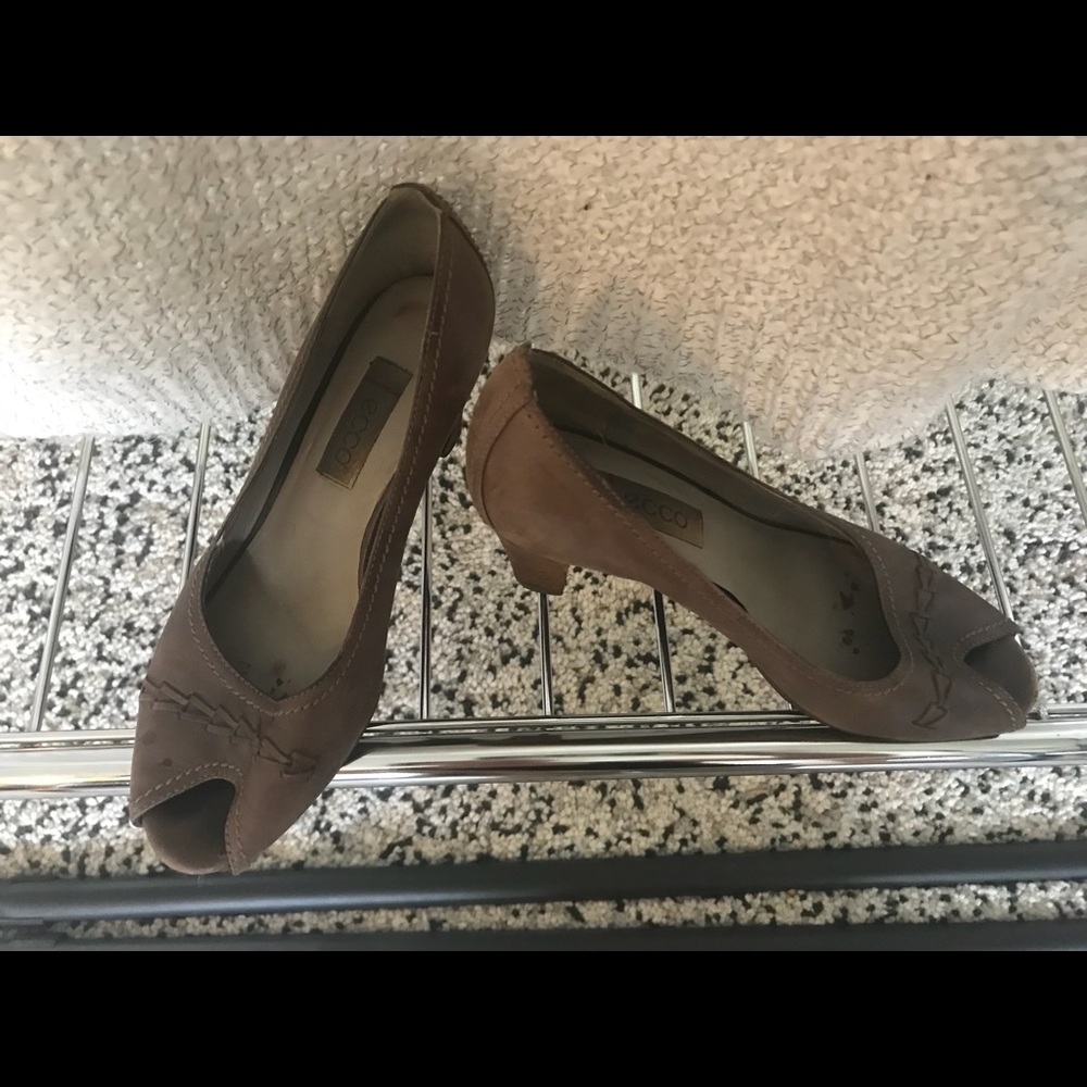 ECCO pumps, size 37 (US 6/6.5)